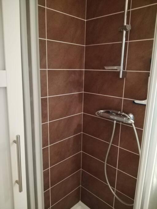 Appartement Vue Mer 4 Personnes Les Bains Esterno foto